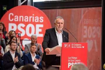 Los socialistas de Telde arropan a un Pedro Sánchez convencido del triunfo de su partido en las Islas/Acfi Press y TA.